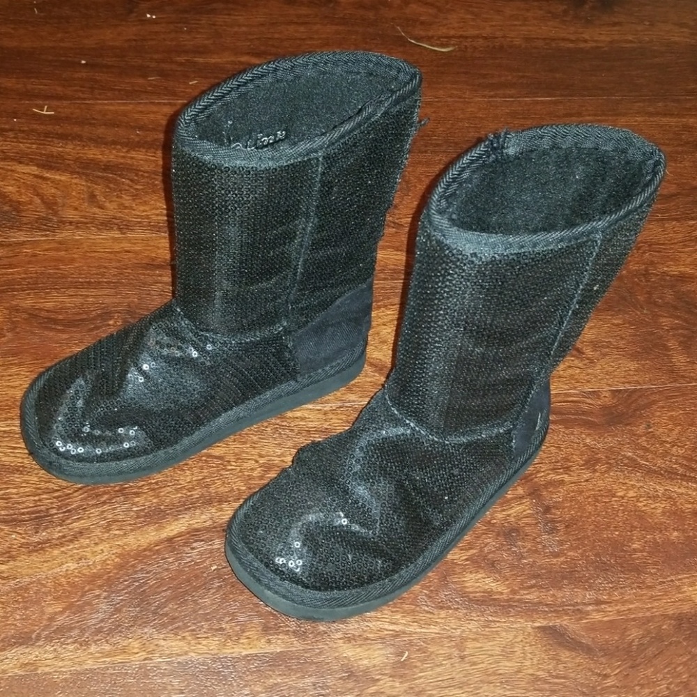 Girls boots